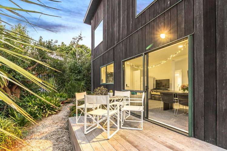 62 Kennedy Point Road Surfdale_29