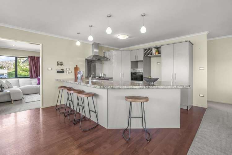 50 Percy Kinsman Crescent Riverstone Terraces_5