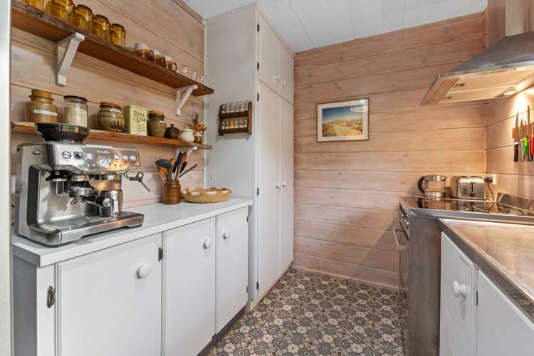 99 Waitea Road Muriwai_7