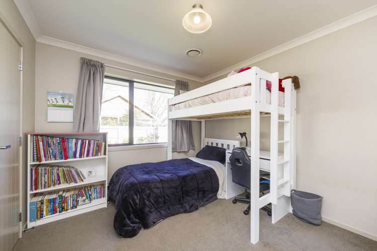 11 Mahi Grove Feilding_14