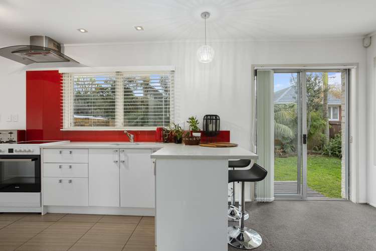 2/15 Riverview Road Panmure_7