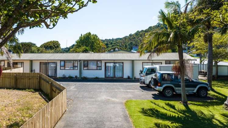 3, 4 & 5/2 West Crescent Te Puru_4