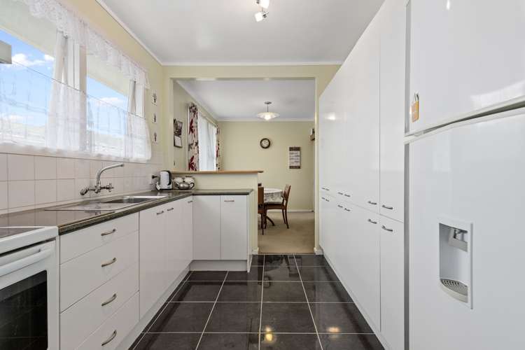 8 Wyatt Avenue Te Aroha_11