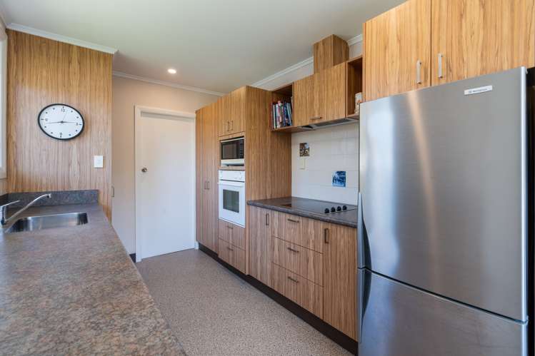 76 Caldwell Street Brockville_4