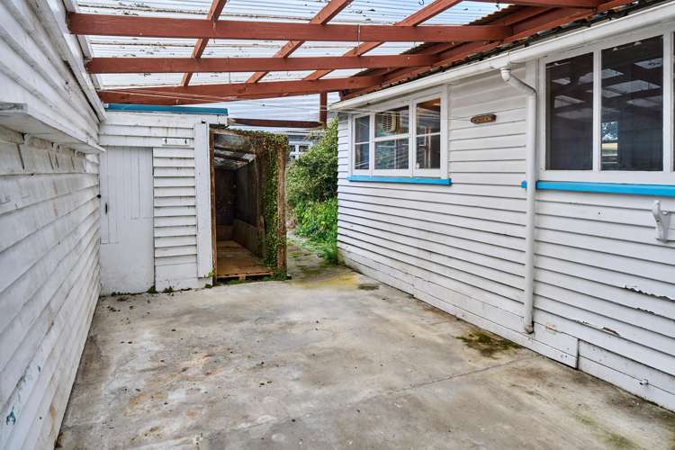 112 Waiwhetu Road Waterloo_13