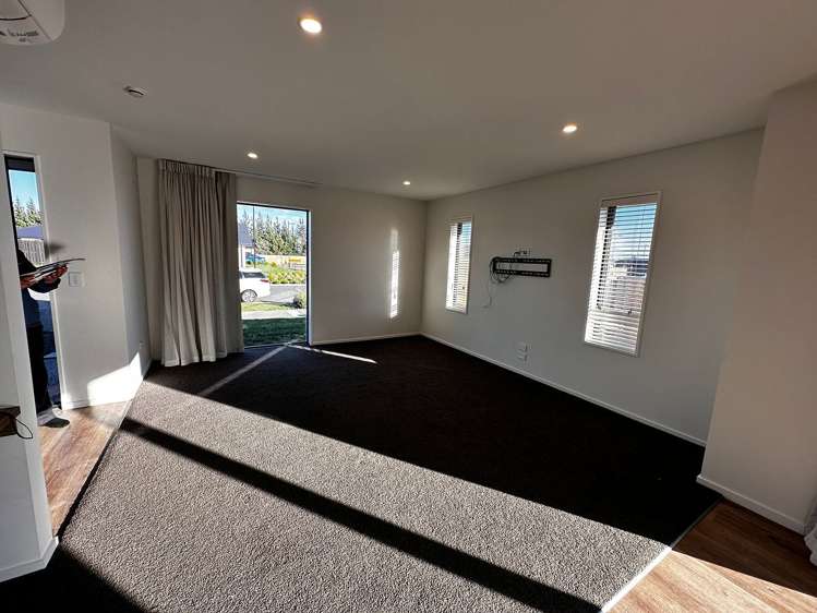 33 Lovelock Avenue Rolleston_7