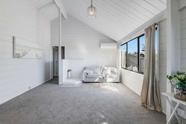 13 Moffat Road Red Beach_10