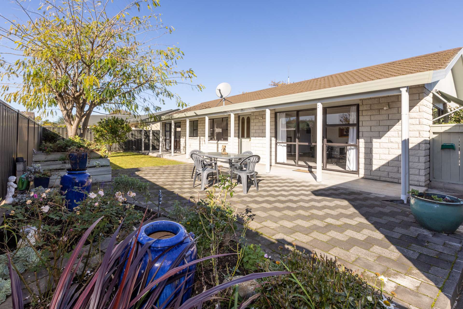 2/64 Guppy Road Greenmeadows_0