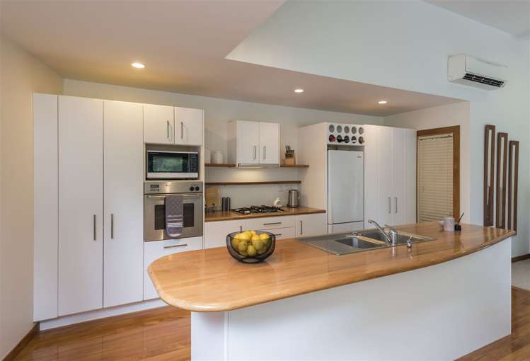 2/4 Hebe Place Birkenhead_5