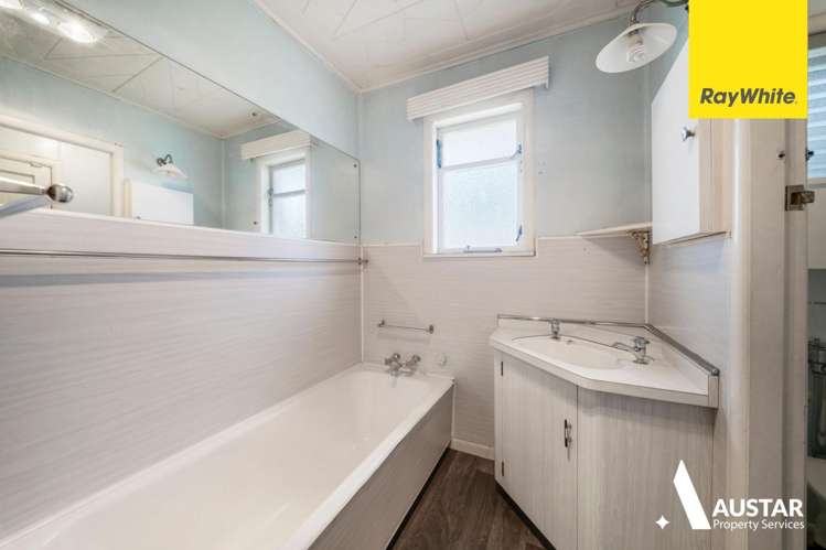 56 Beaubank Road Kelston_8
