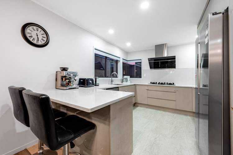 2/155 Whitford Road Somerville_16