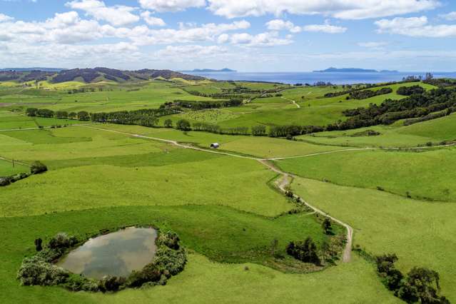 Coastal Farm & Lifestyle!