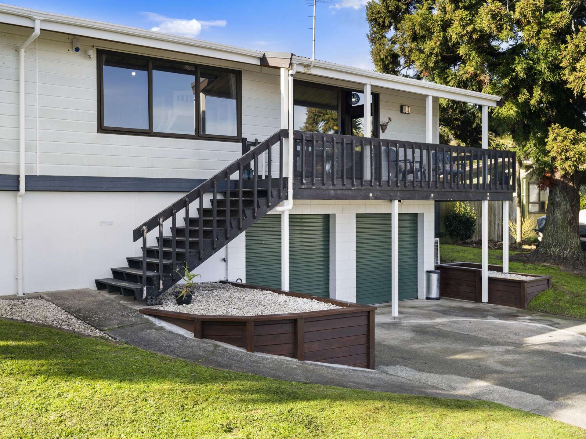 5 Crestlands Place Papakura_0