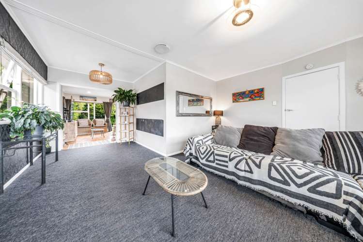 13 David Avenue Hill Park_8