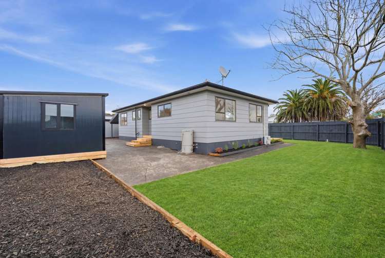 2 Tacon Place Mangere_6