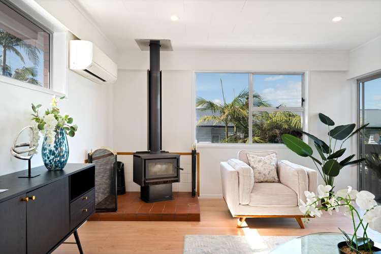 14 Waimumu Road Massey_15