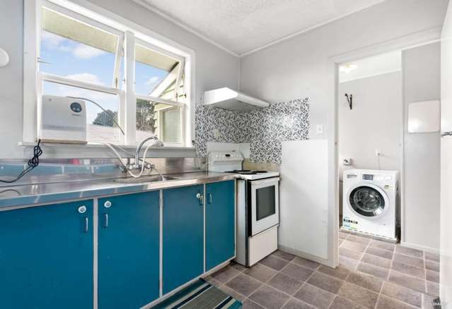 92 Archers Rd 10878_2