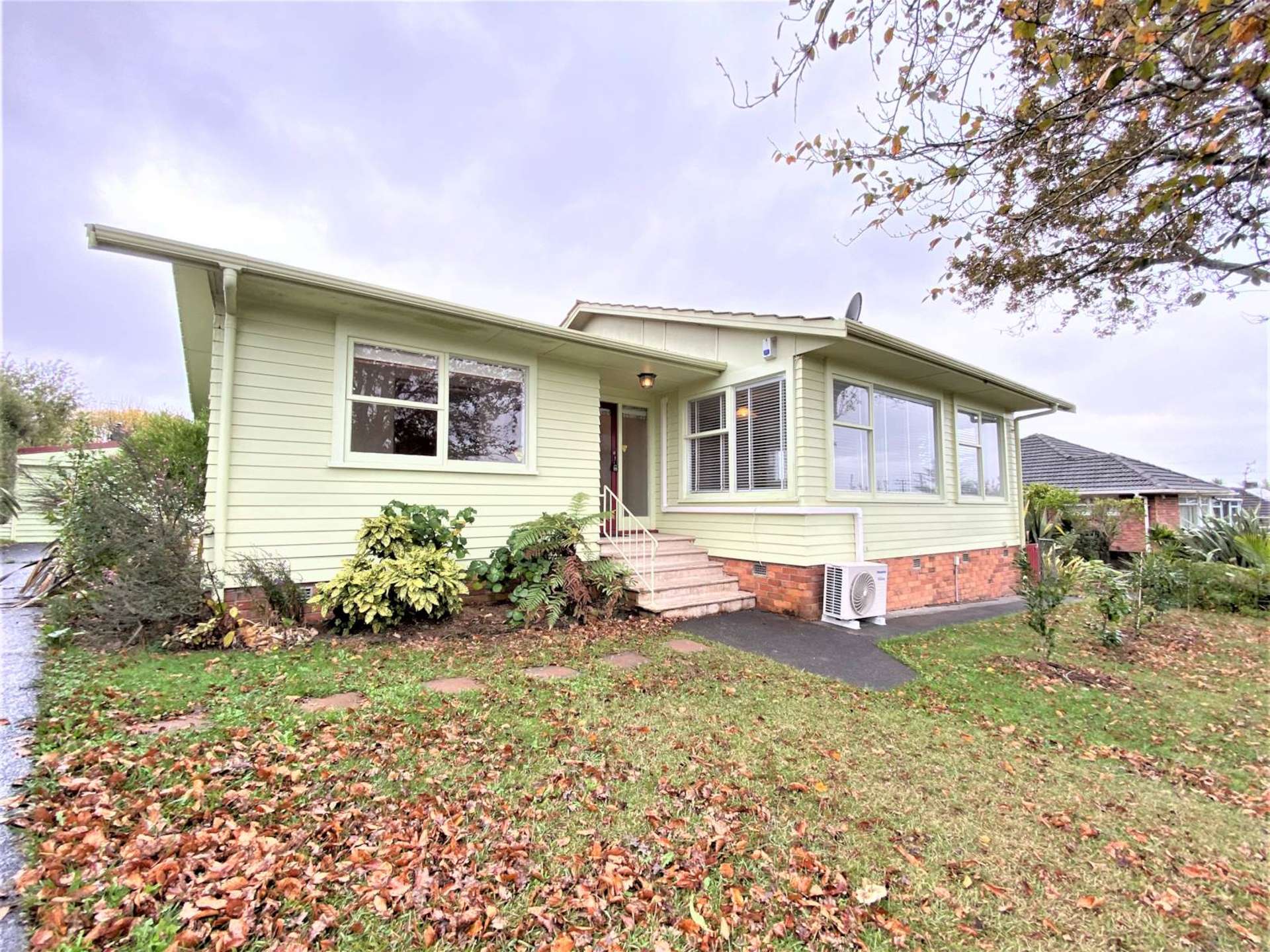 72 Divich Avenue Te Atatu South_0