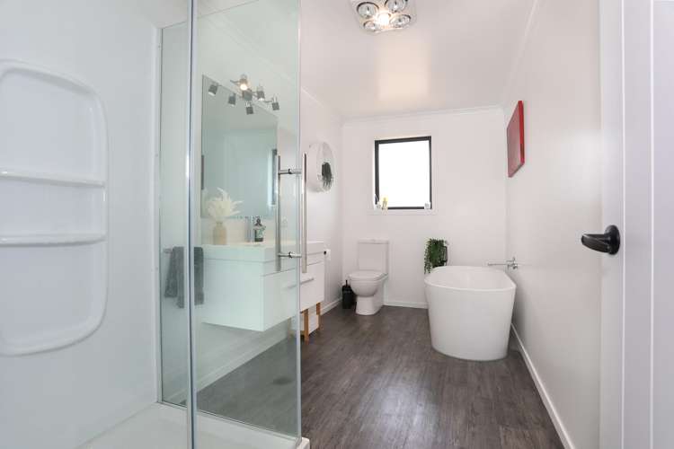 13 George Street Bulls_17