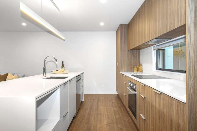 4/63 Purchas Street_3