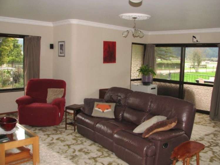 44 Racecourse Road Te Aroha_32