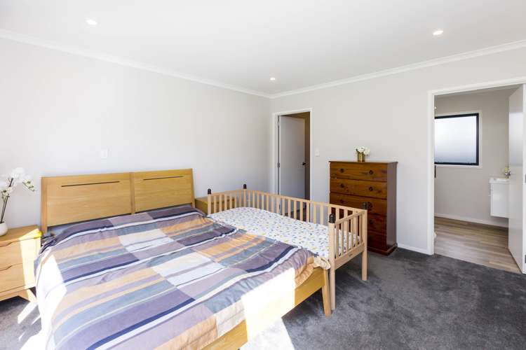 13 Te Kaeaea Crescent Wallaceville_10