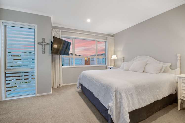 15 Sanremo Lane Stanmore Bay_7