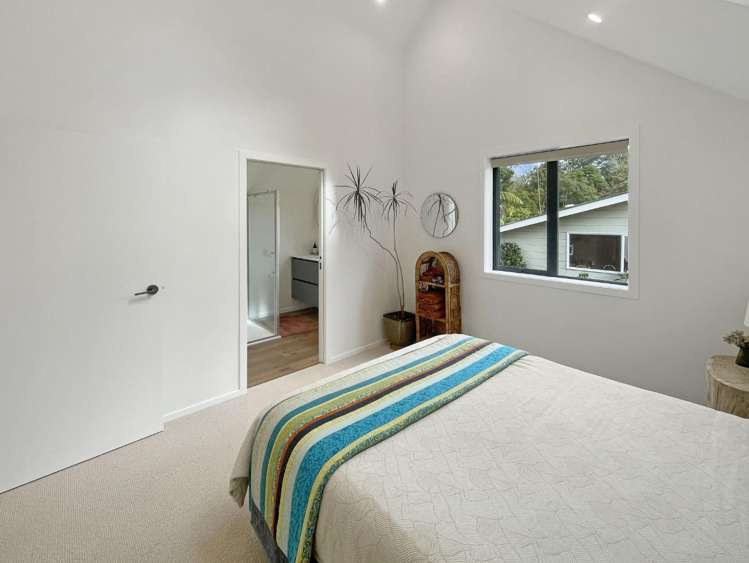 42 Saxton Road 10844_18