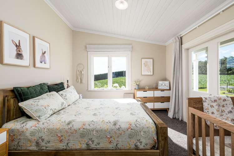 357 Hook School Road Makikihi_8