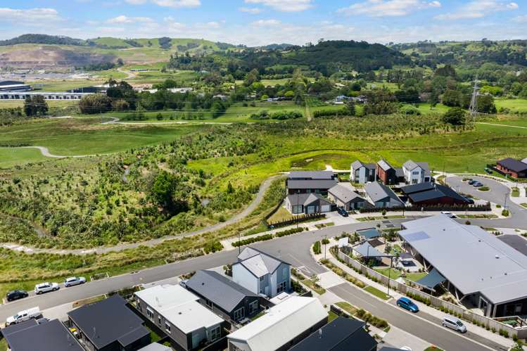 53 John Main Drive Ramarama_24