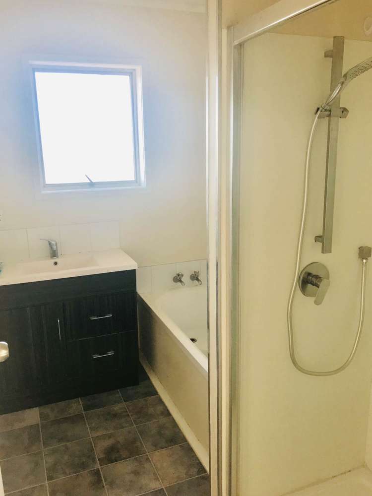 2/11 Huapai Street Onehunga_7