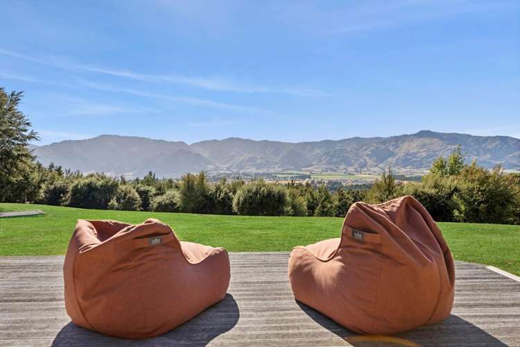 1091 Lake Hawea - Albert Town Road Lake Hawea_13