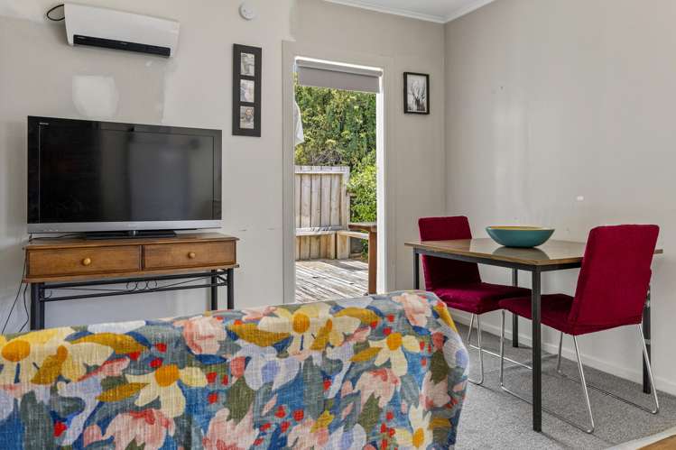 2/10 Laughton Street Taupo_14