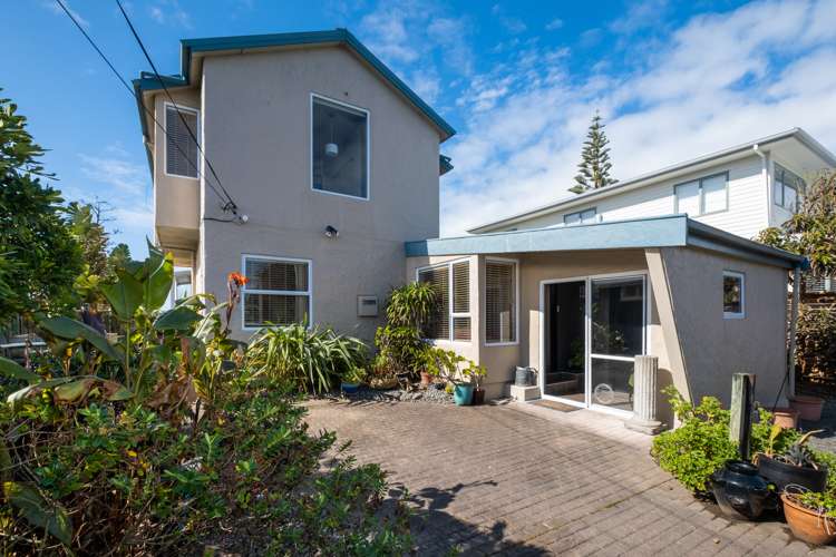 225 Clifton Road Te Awanga_17