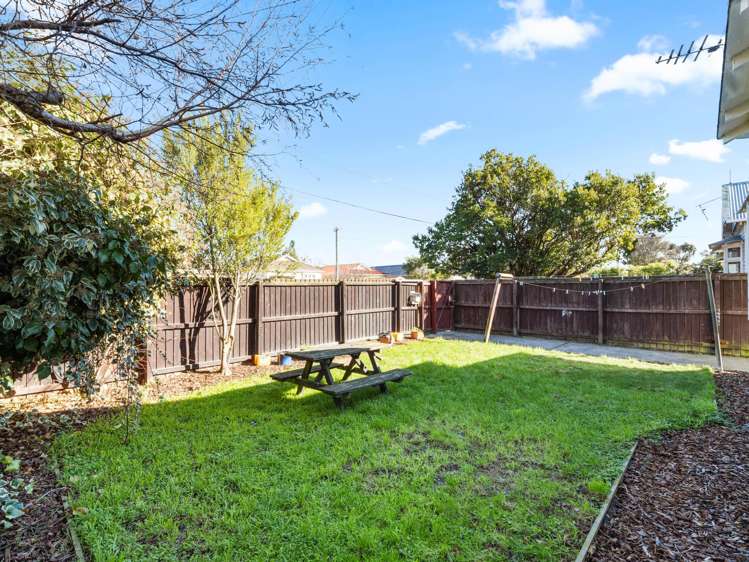 1/21 Newcastle Street Phillipstown_12