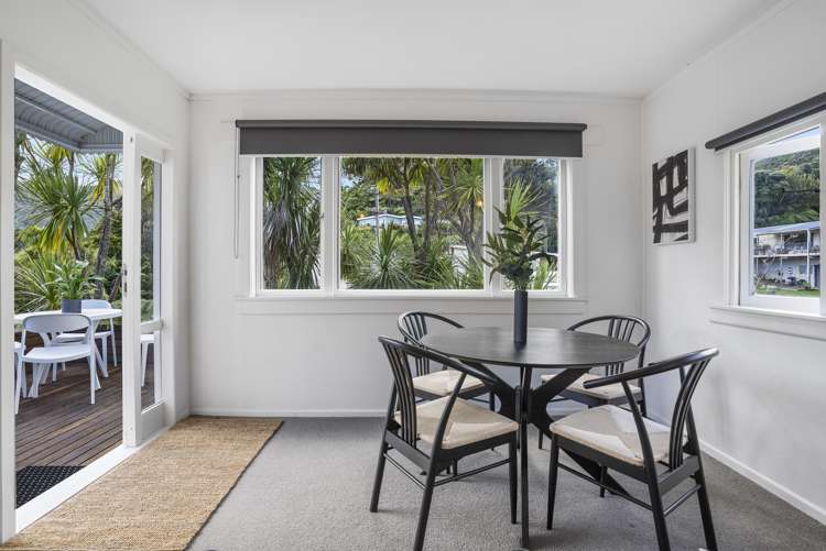 33 Foster Avenue Huia_4