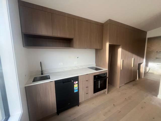 Stylish 1BR Unit at Jacks Point!