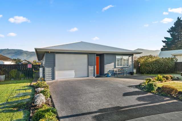 5 McKerrow Place Featherston_3