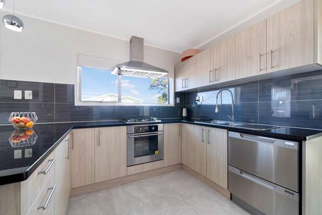 1/15 Parker Avenue New Lynn_3