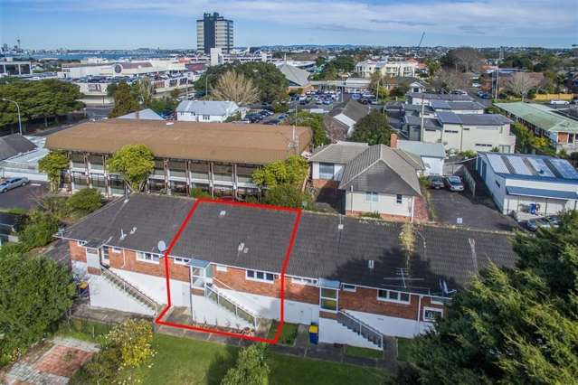 2/17a Anzac Street Takapuna_2