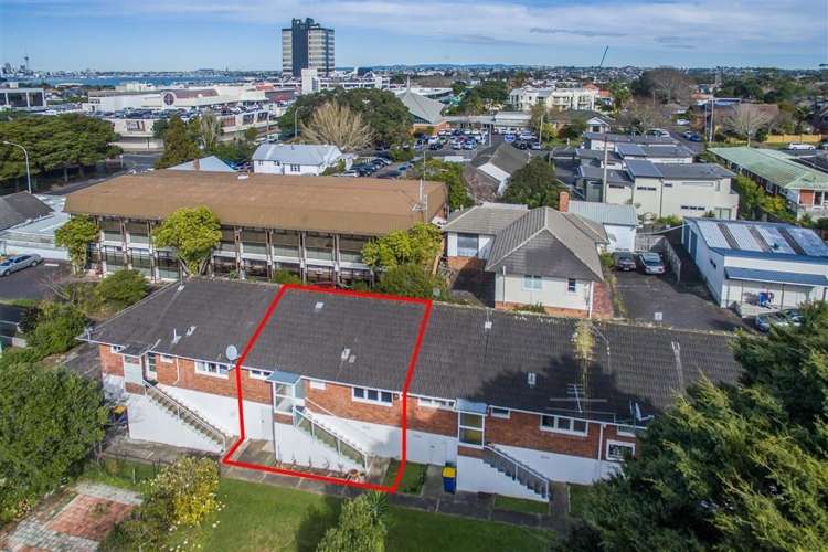 2/17a Anzac Street Takapuna_2