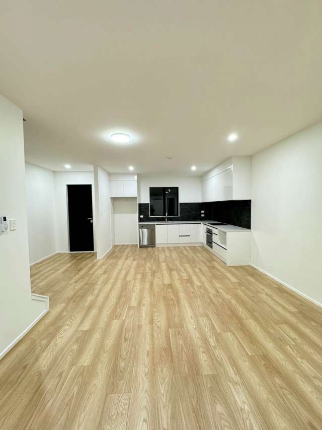 Brand New Polished Residence Available for Rent!