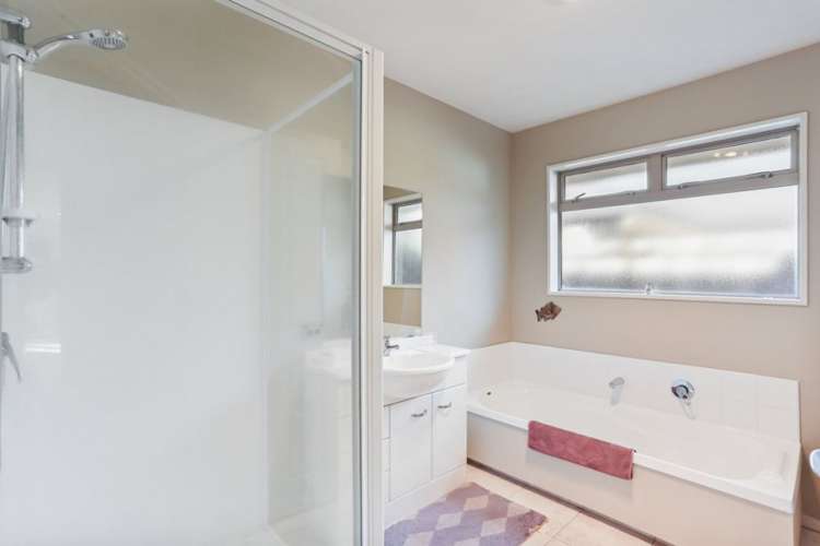 14 Len Hale Place Parklands_16