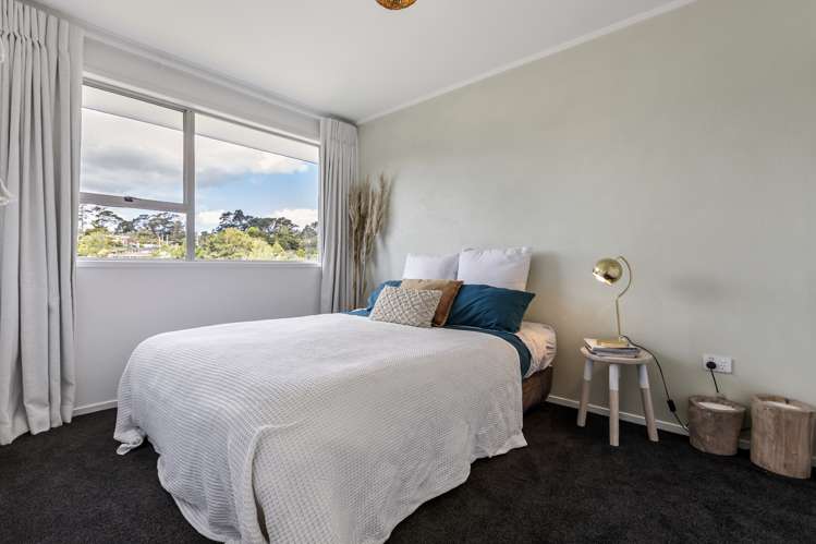 45 Vandeleur Avenue Birkdale_13