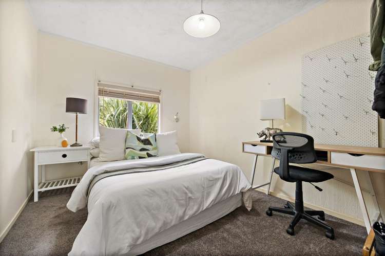 205 Fuller Road South Head_18