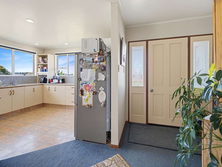 11 Ascot Road Weston_21