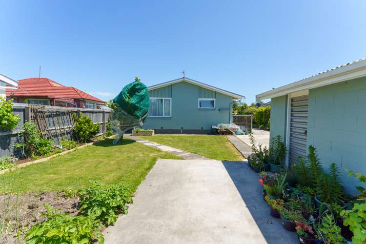 17 Oriana Crescent Hornby_17