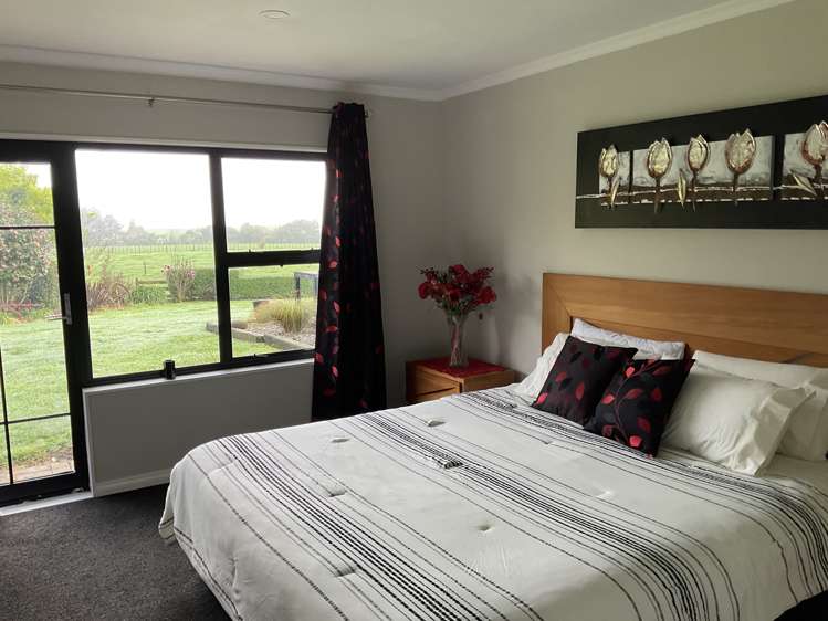 1343 Devon Road Waitara_6