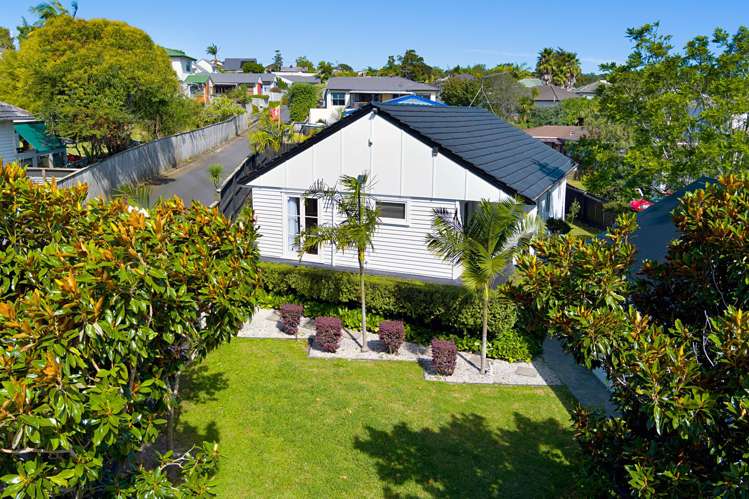 68 Seabrook Avenue New Lynn_22