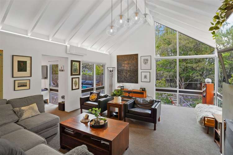 3 Holmcroft Court Cracroft_5